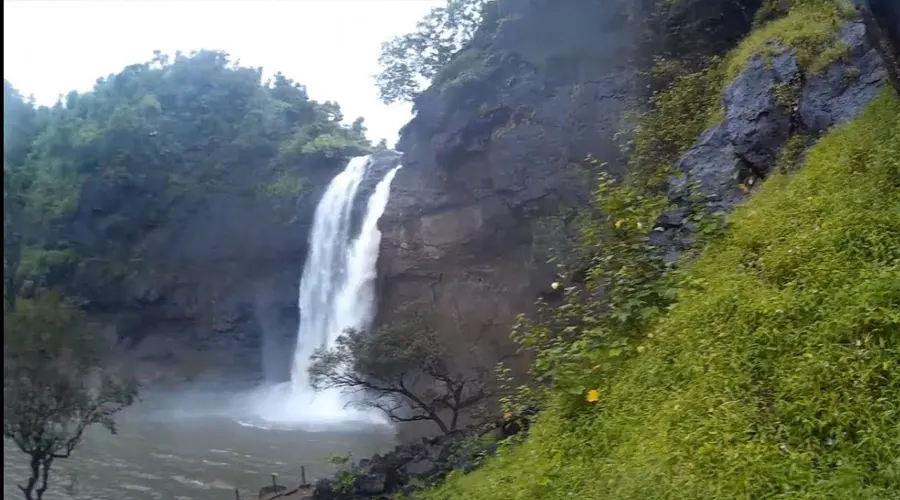 Dabdaba Waterfall